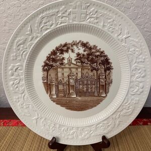 Wedgwood Brown University Creamware 10.5” plate Van Wickle Gates ca 1938